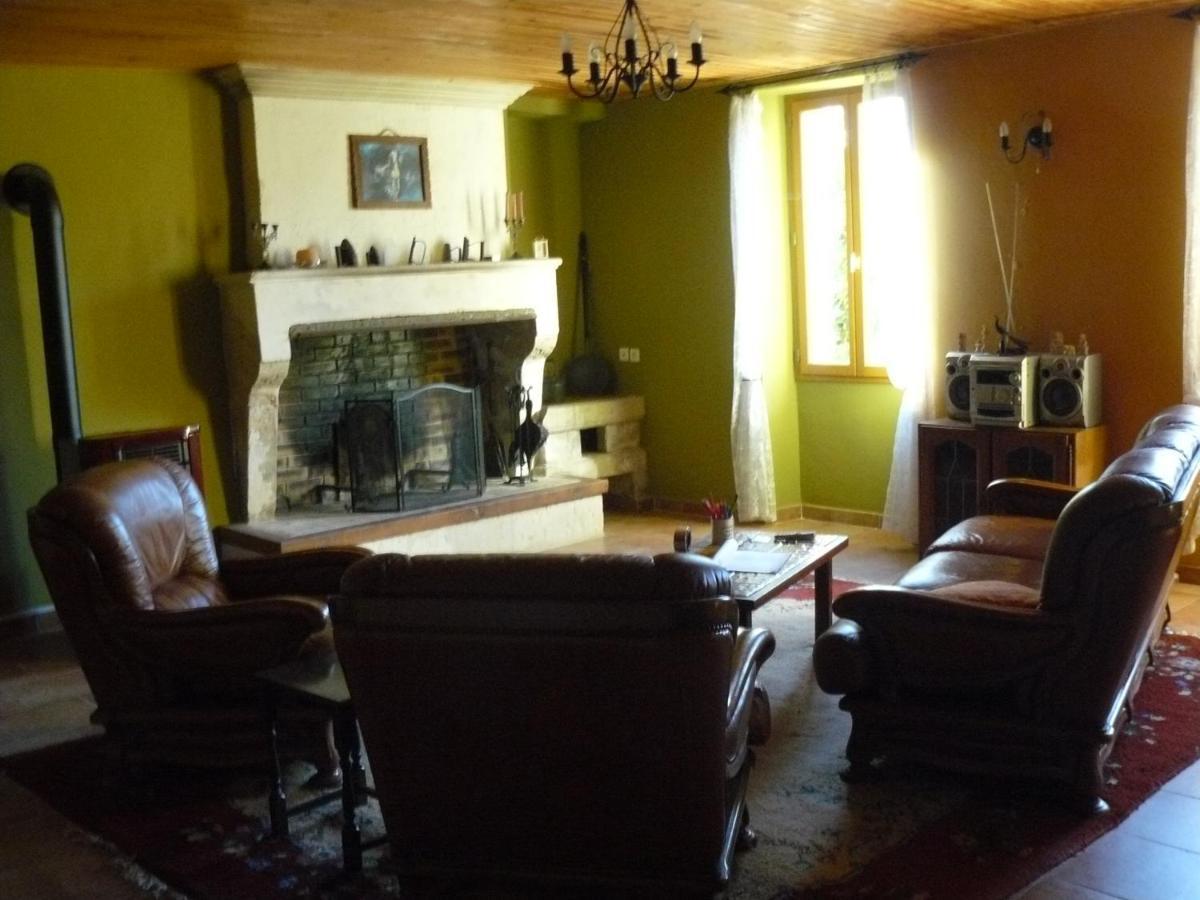 Maison Charentaise Les Essards  Buitenkant foto